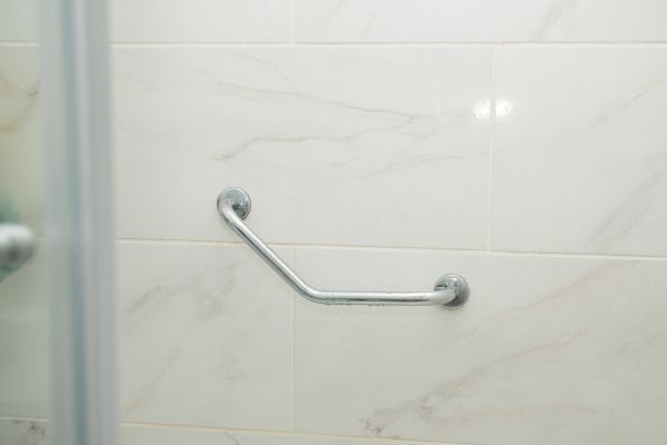 Cost of Mobility Shower Installation in Leander